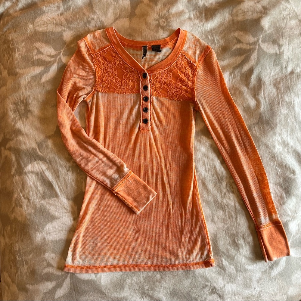 BKE Orange Long Sleeve Lace Tee